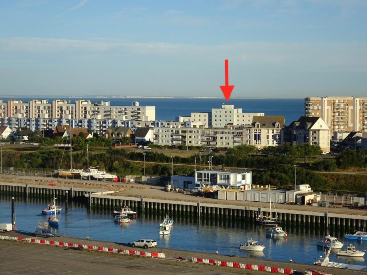 Au Rythme Des Ferrys Apartment Calais Exterior photo